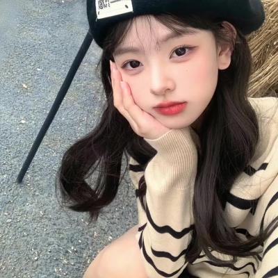 弗洛尔和她的两个丈夫